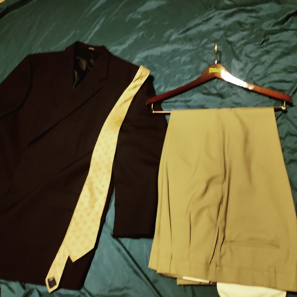 Jacket pants and tie